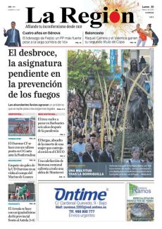 UNA MULTITUD TRAS LA BORRIQUILLA